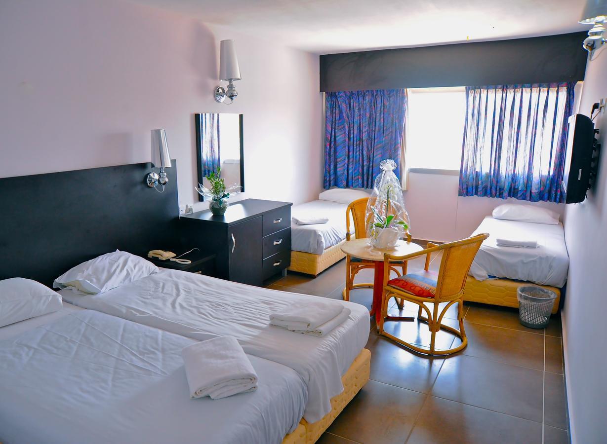 Aquamarine Hotel Eilat Bagian luar foto