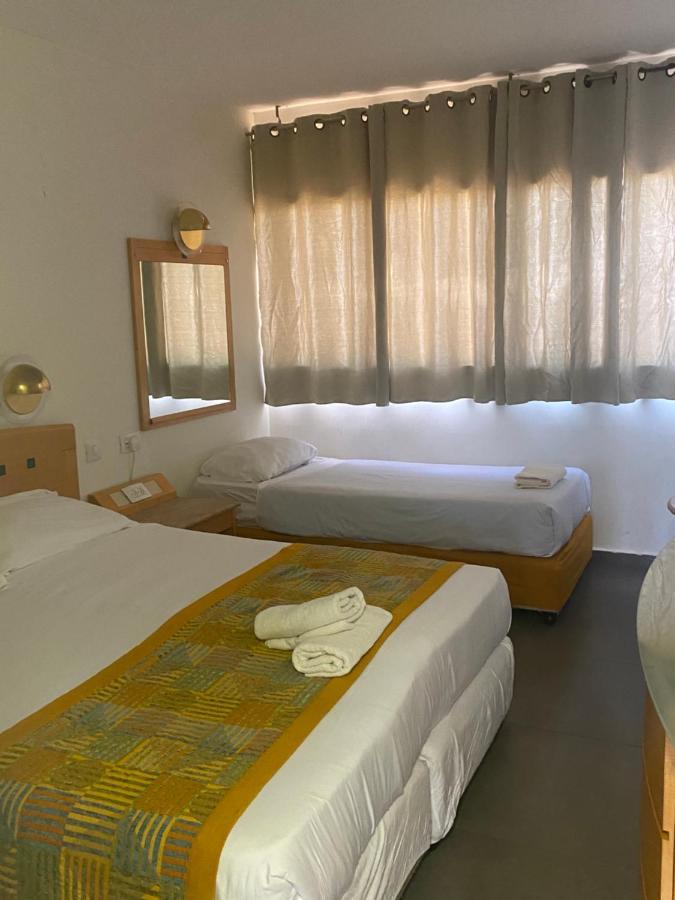Aquamarine Hotel Eilat Bagian luar foto