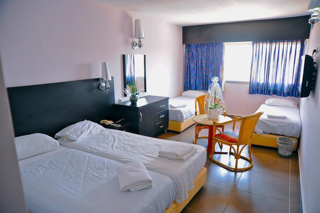 Aquamarine Hotel Eilat Bagian luar foto